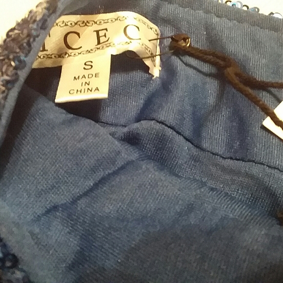 Skirt - Picture 3 of 3